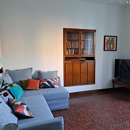 Stella Apartment By Quokka 360 - Past And Present In Como Zewnętrze zdjęcie
